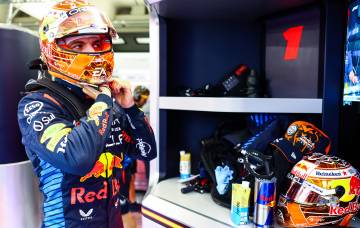 Max Verstappen blijft bij Red Bull Racing