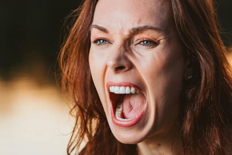 Recordaantal meldingen bij Veilig Thuis over huiselijk geweld en femicide